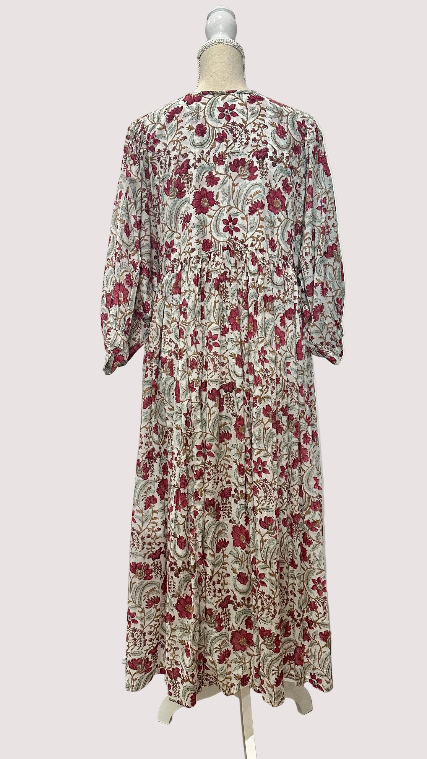 Robe Tara