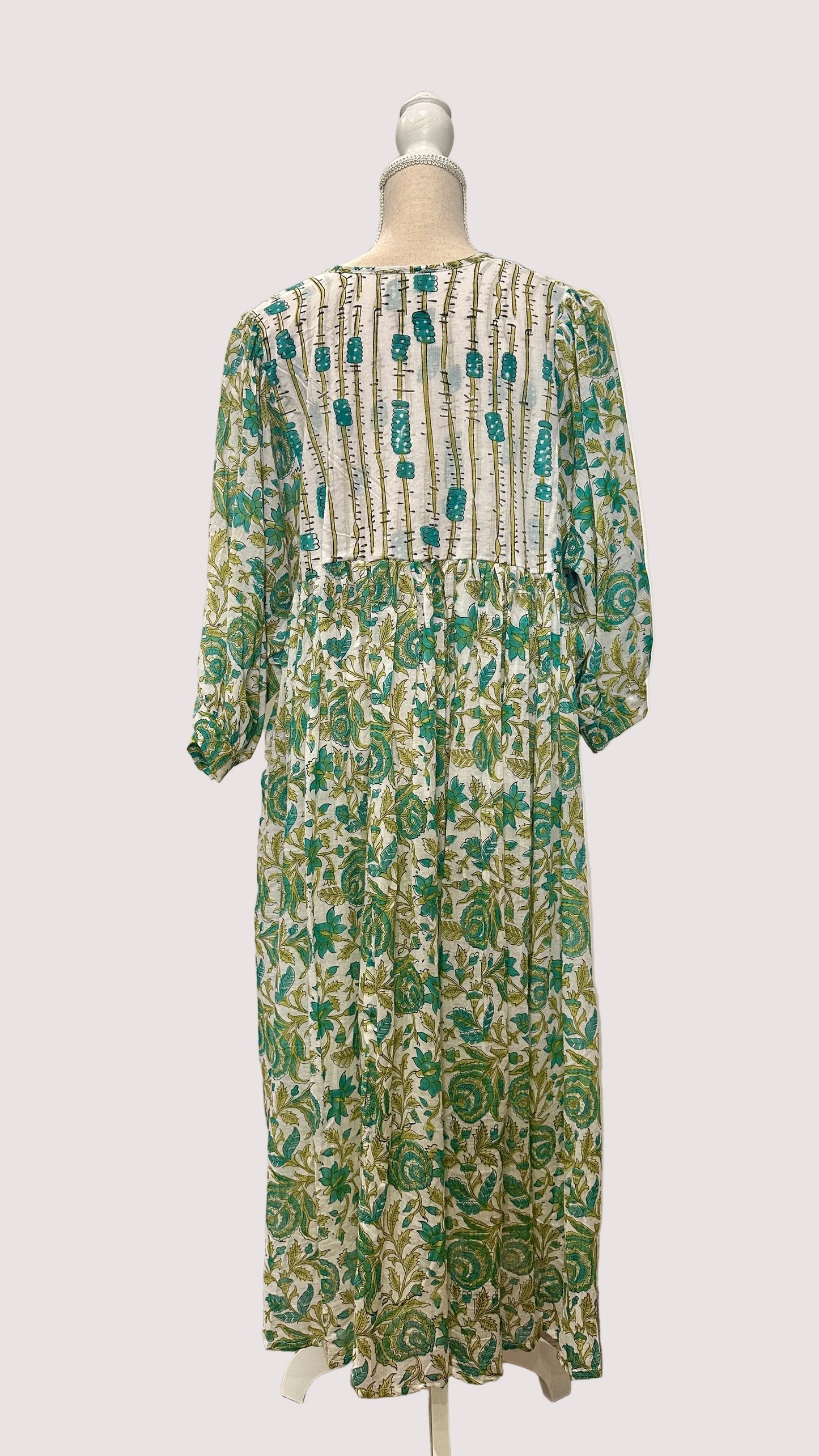 Robe Tara