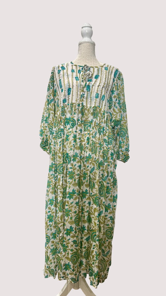 Robe Tara